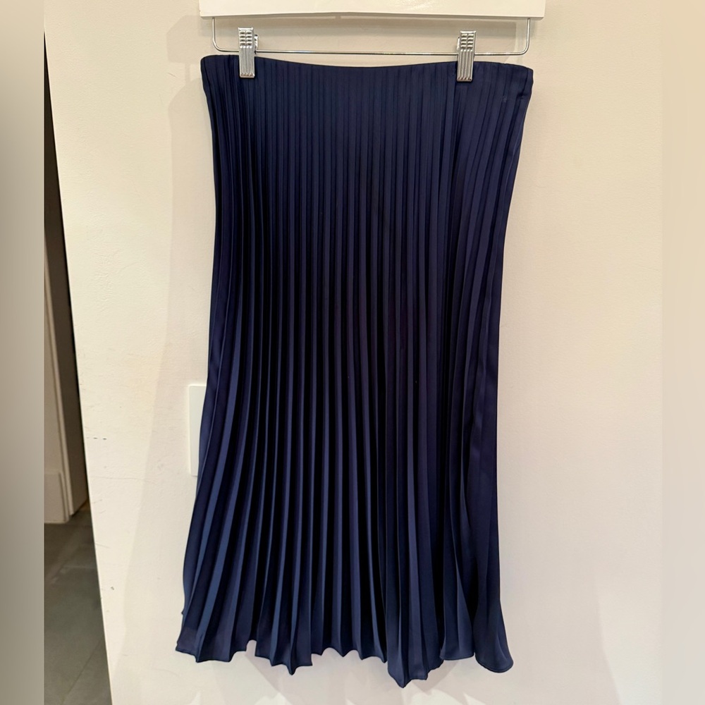 J. Crew Navy Pleated Midi Skirt, size XS